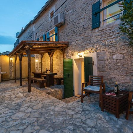 Casa Stifanici Villa Baderna Buitenkant foto